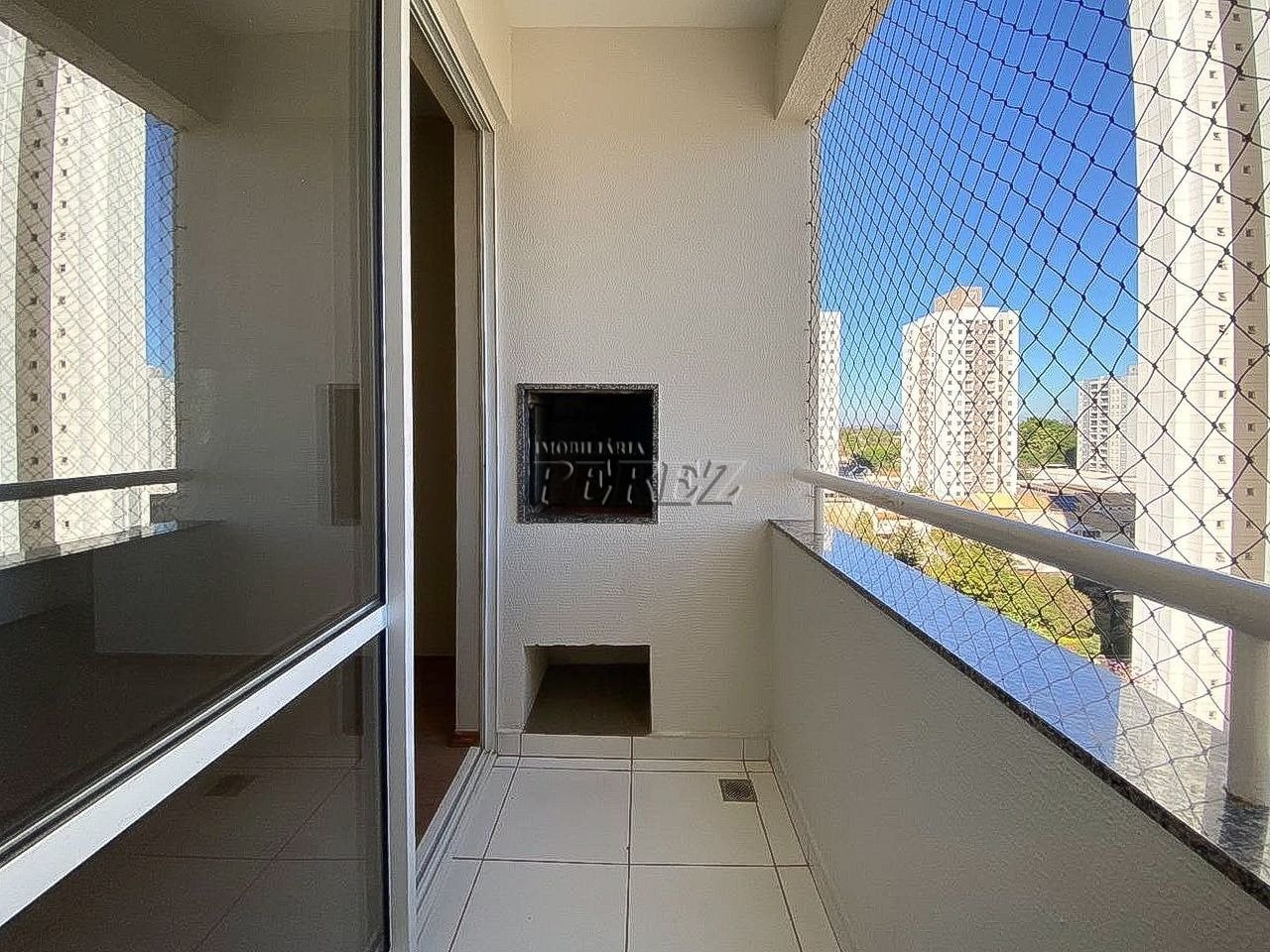 Apartamento a venda entre a Gleba Palhano e Nova Prochet