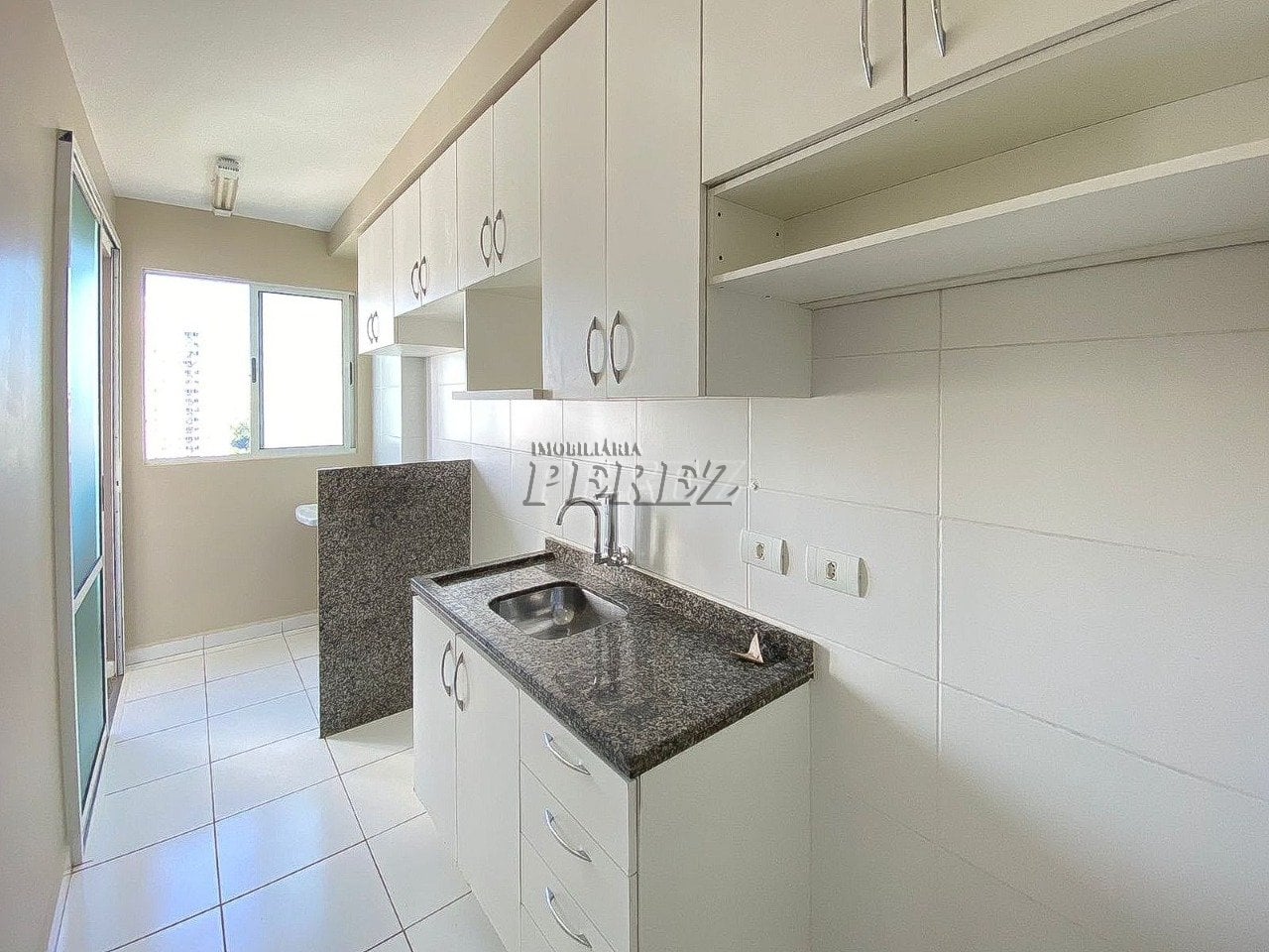Apartamento a venda entre a Gleba Palhano e Nova Prochet