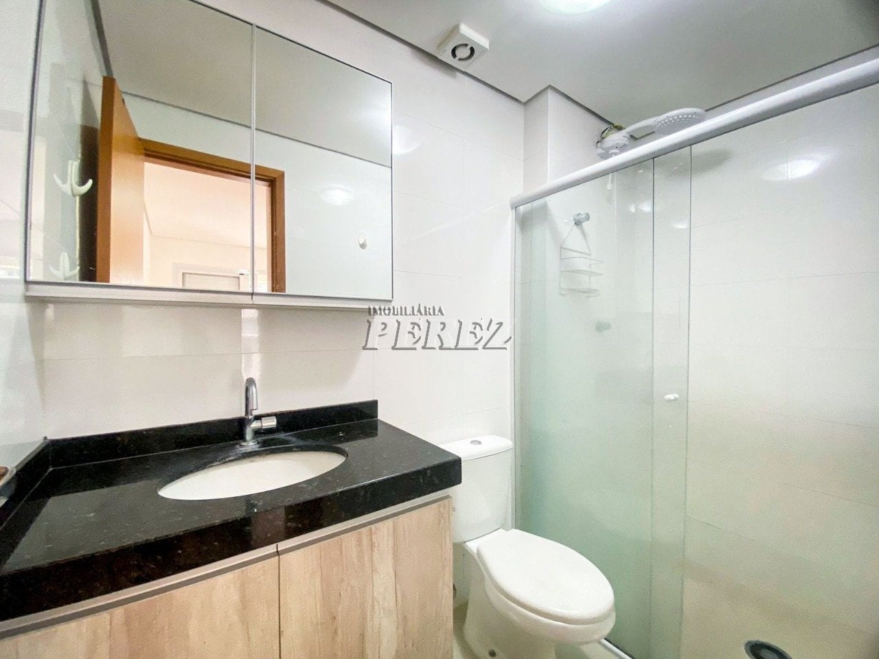 Apartamento para alugar no centro de Londrina, Edifício Aruak.