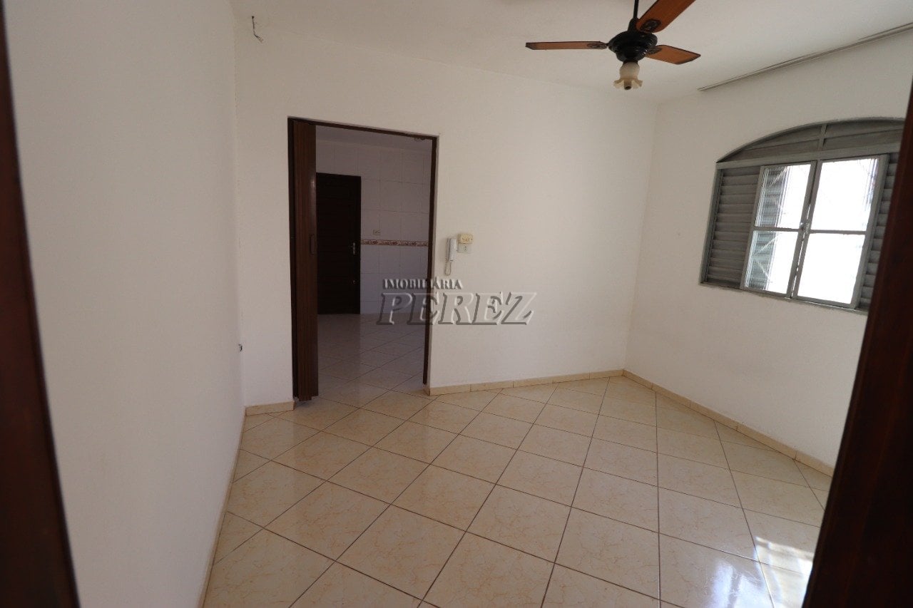Casa para alugar na região norte de Londrina - Carnascialli