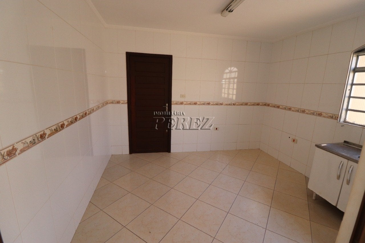 Casa para alugar na região norte de Londrina - Carnascialli