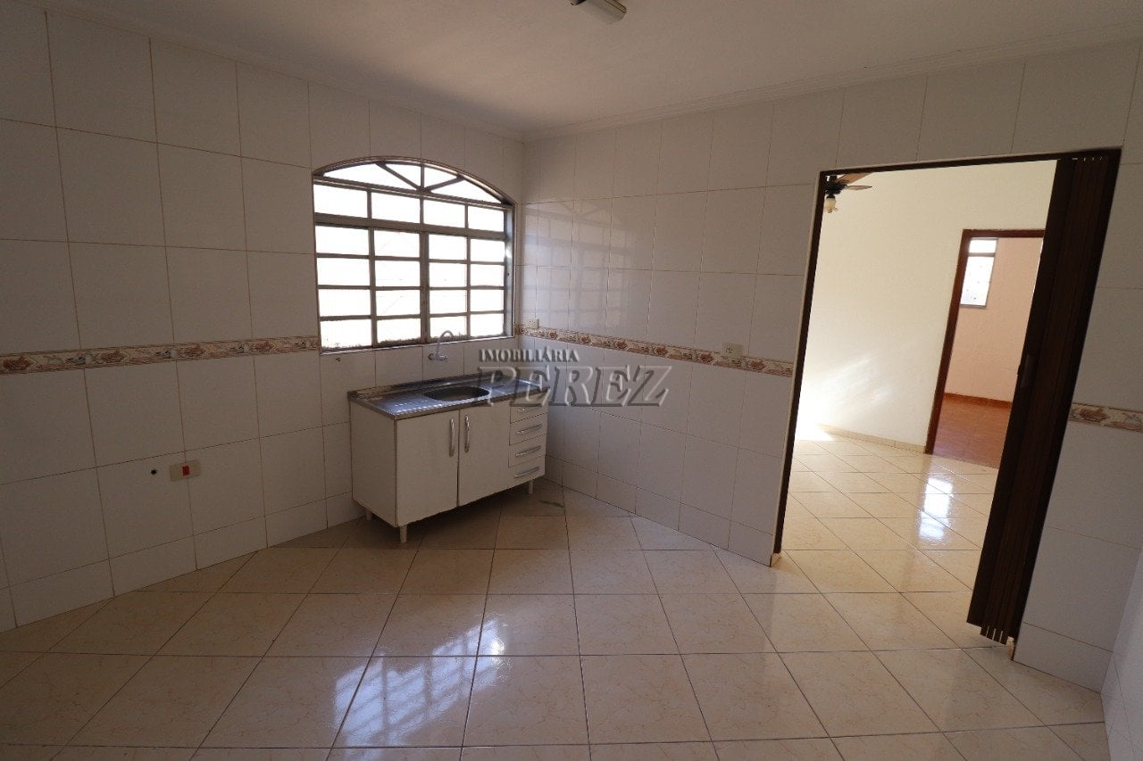 Casa para alugar na região norte de Londrina - Carnascialli