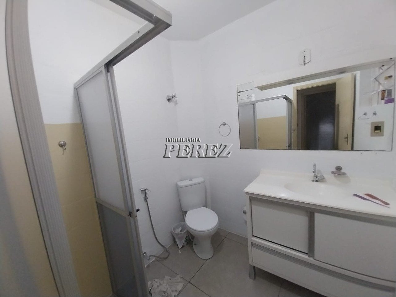 Apartamento à venda no centro de Londrina, Edifício Dona Adelaide