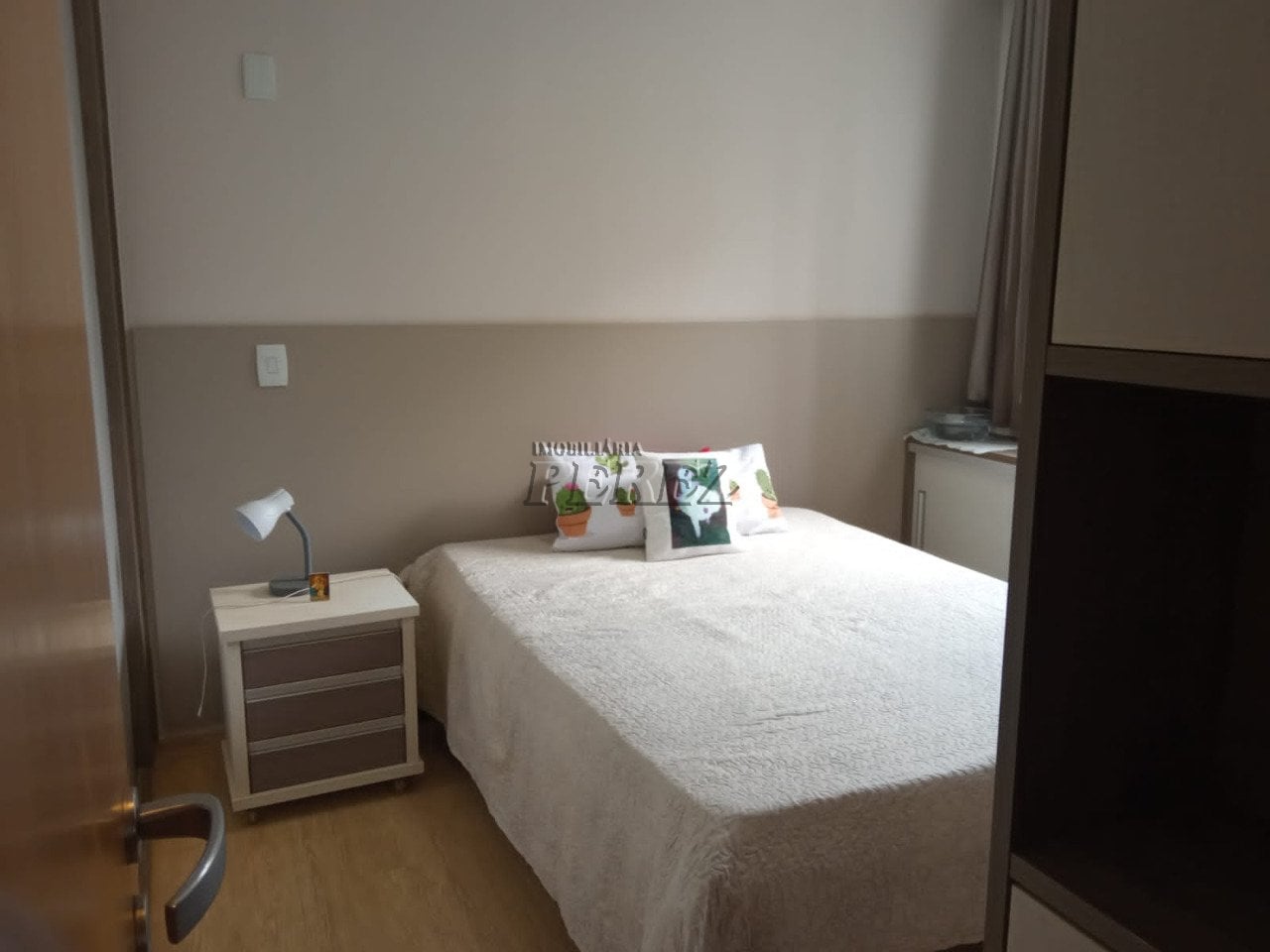 Apartamento à venda no Edifício Splendor - Centro de Londrina