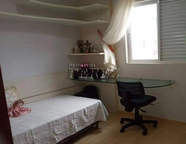 Apartamento à venda no Edifício Splendor - Centro de Londrina