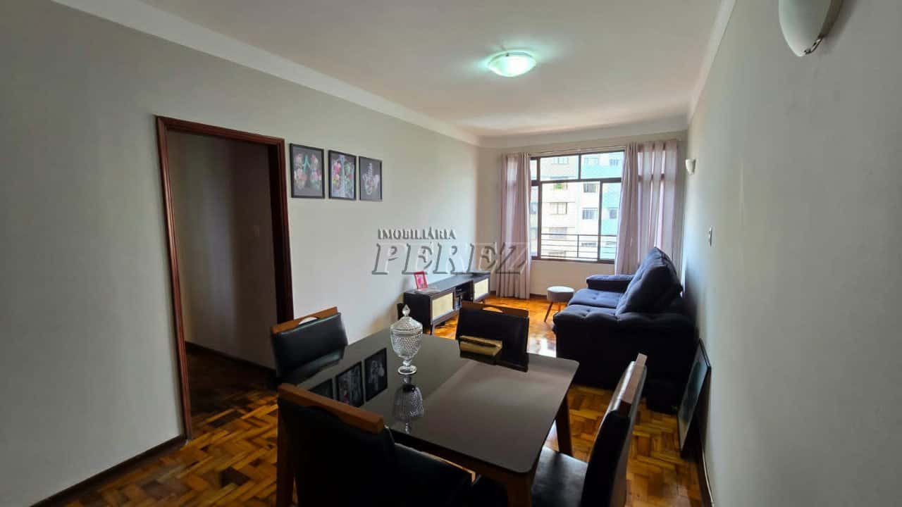 Apartamento à venda no Edifício Santa Helena no Calçadão de Londrina — foto principal