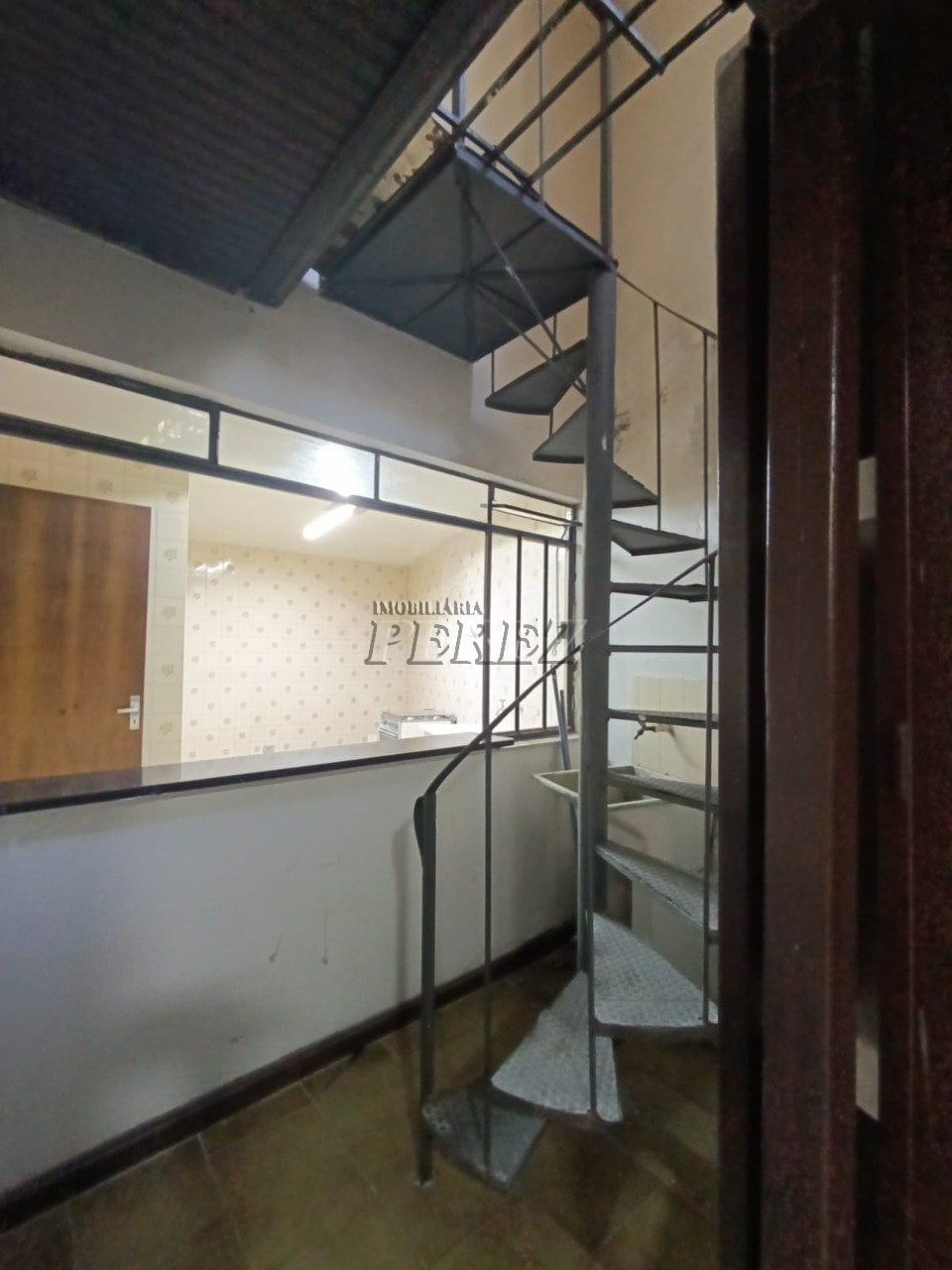 Salão comercial para alugar na Rua Araguaia, centro de Londrina