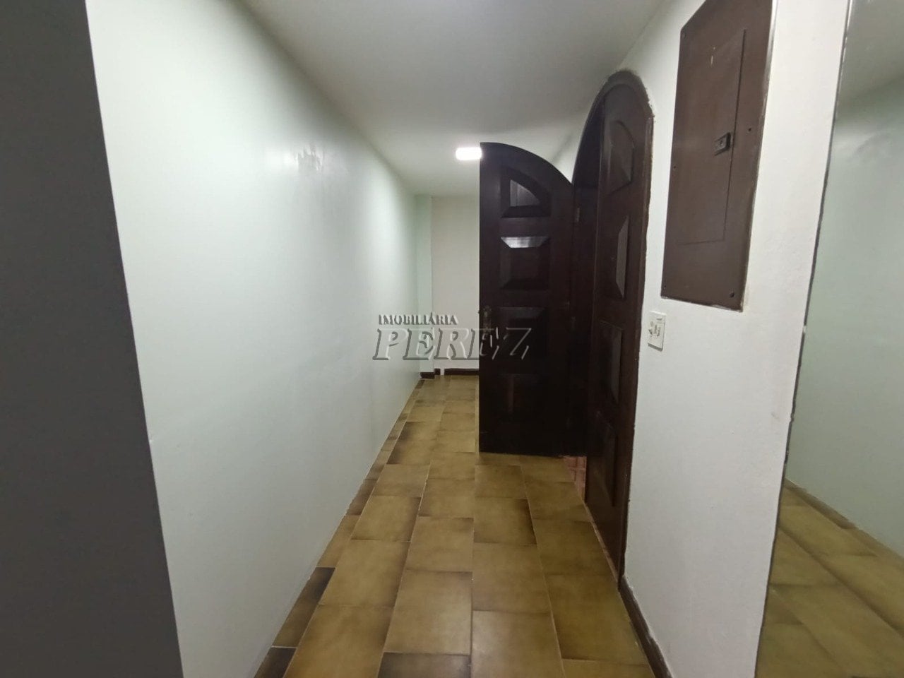 Salão comercial para alugar na Rua Araguaia, centro de Londrina