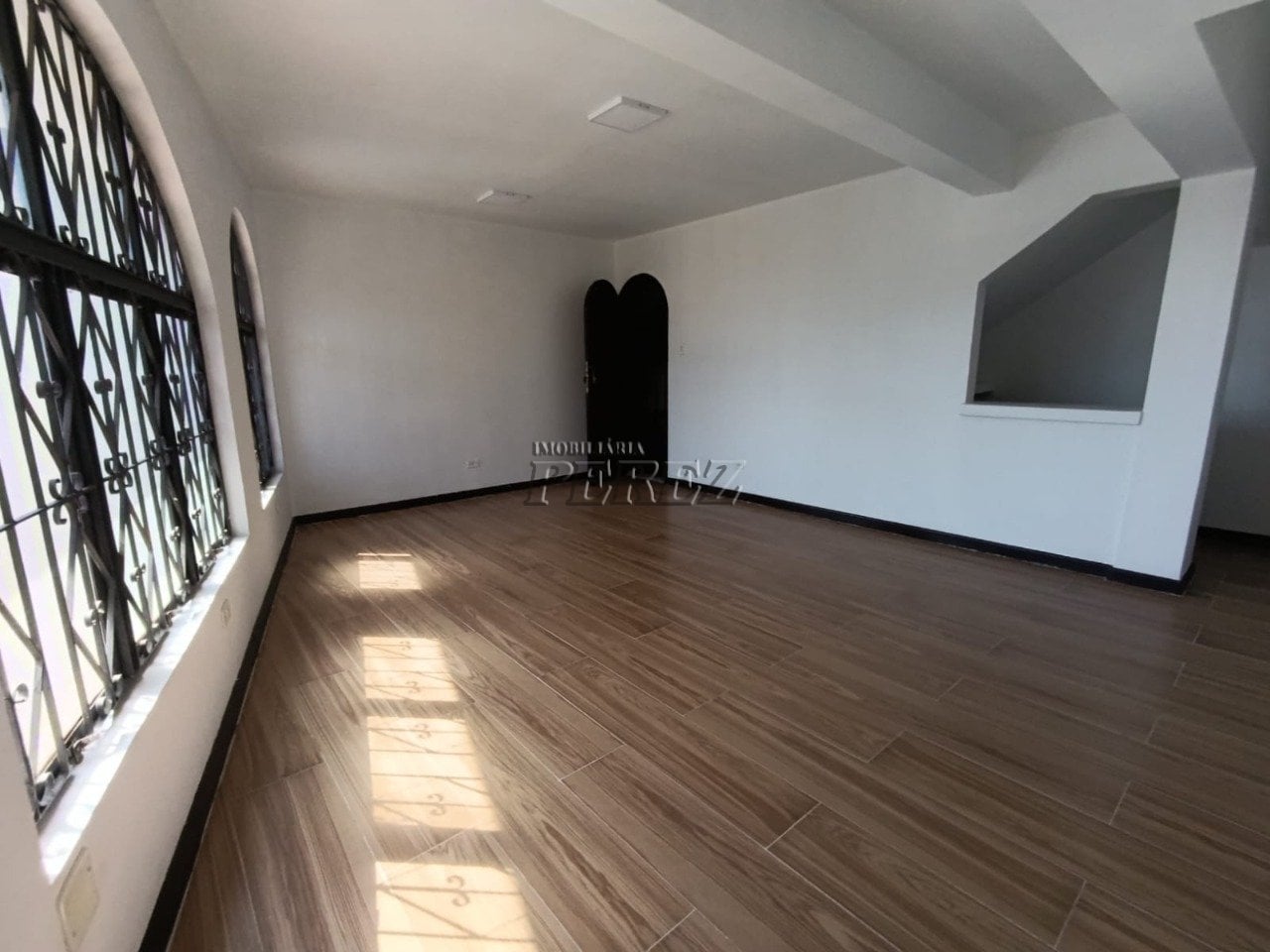 Salão comercial para alugar na Rua Araguaia, centro de Londrina